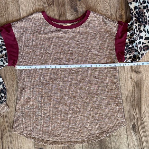 Kori Mocha Leopard Color-blocked Top Size Medium - Picture 8 of 10